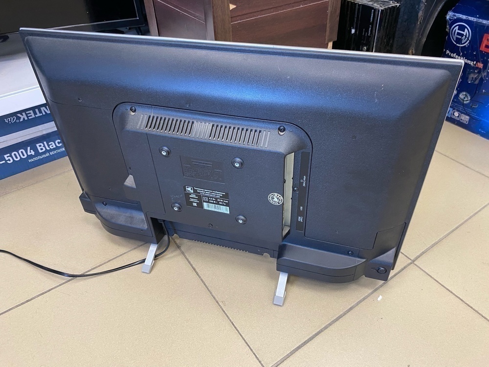 LED Телевизор Novex NWT-24H133SS