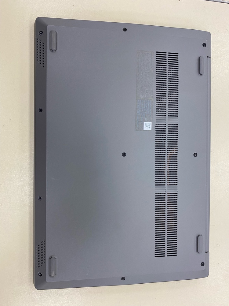 Ноутбук Lenovo; A6-9225, Radeon R4 series, 8 Гб, 256 Гб, Нет