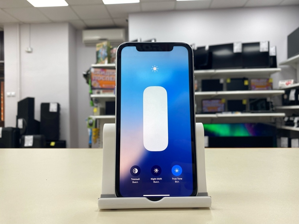 Смартфон Apple iPhone Xr 64Gb