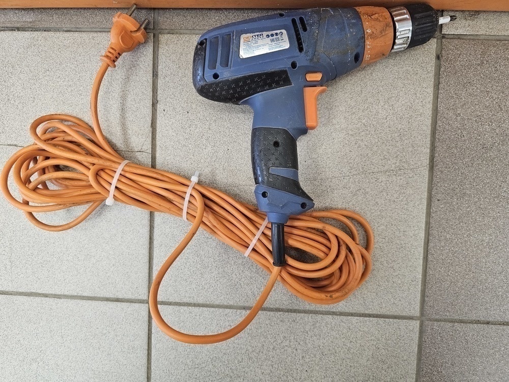 Шуруповерт Dexter Power J1Z-HW09-10;
