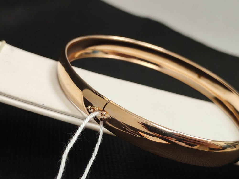 БРАСЛЕТ ЖЕСТКИЙ С АЛМАЗНОЙ ГРАНЬЮ (Au 585)