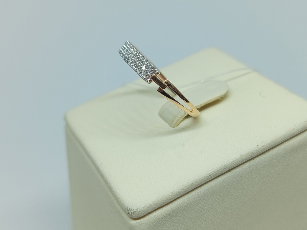 000591-1102 КОЛЬЦО С КАМНЯМИ (Au 585)