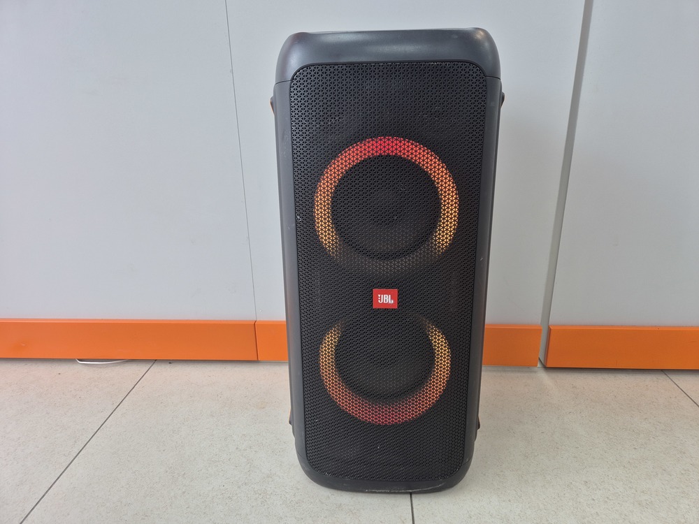 Портативная акустика JBL PARTYBOX 300