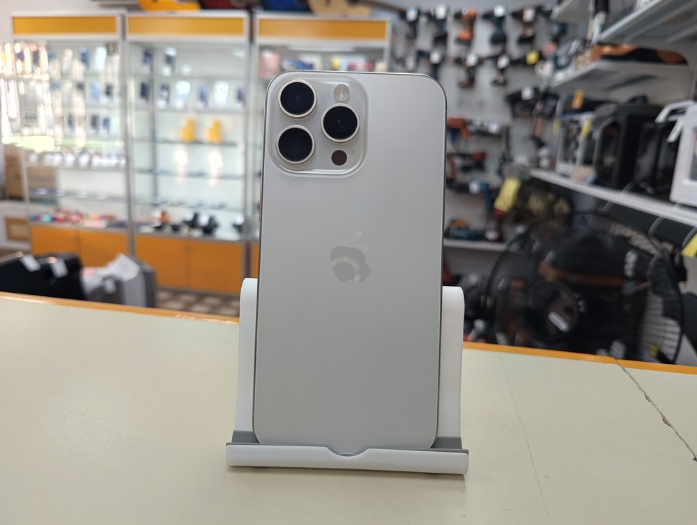 Смартфон Apple iPhone 15 Pro Max 256Gb