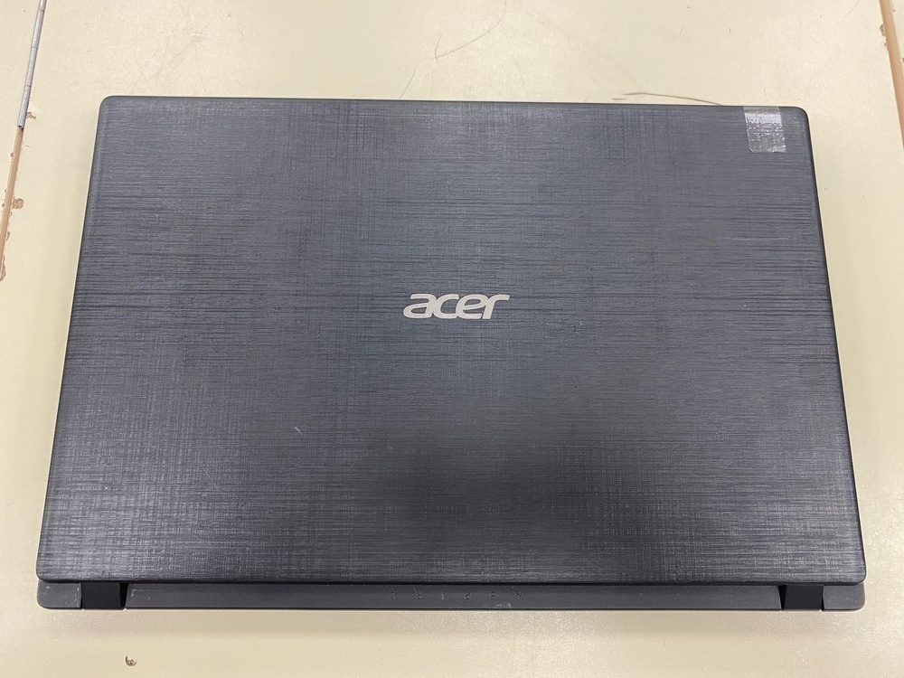 Ноутбук Acer; A4-9120, Radeon R3 series, 4 Гб, Нет, 500 Гб