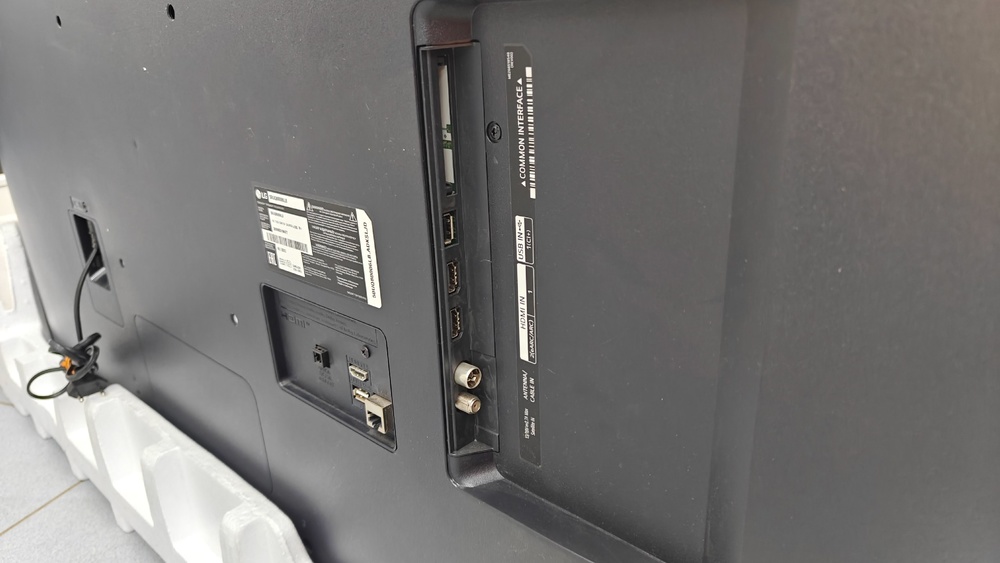 LED Телевизор LG 50UQ80006LB