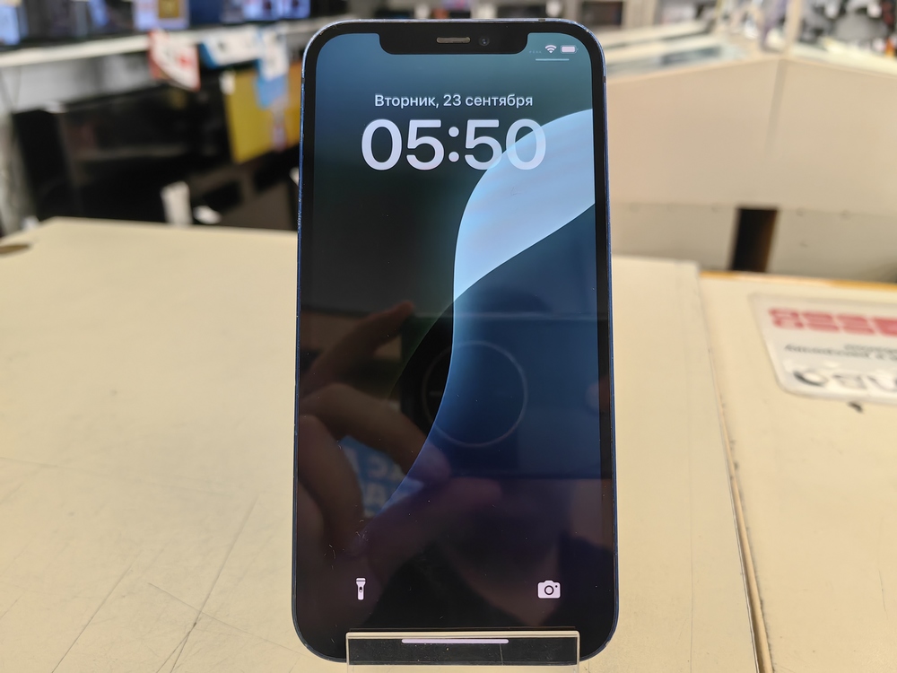 Смартфон Apple iPhone 12 128Gb