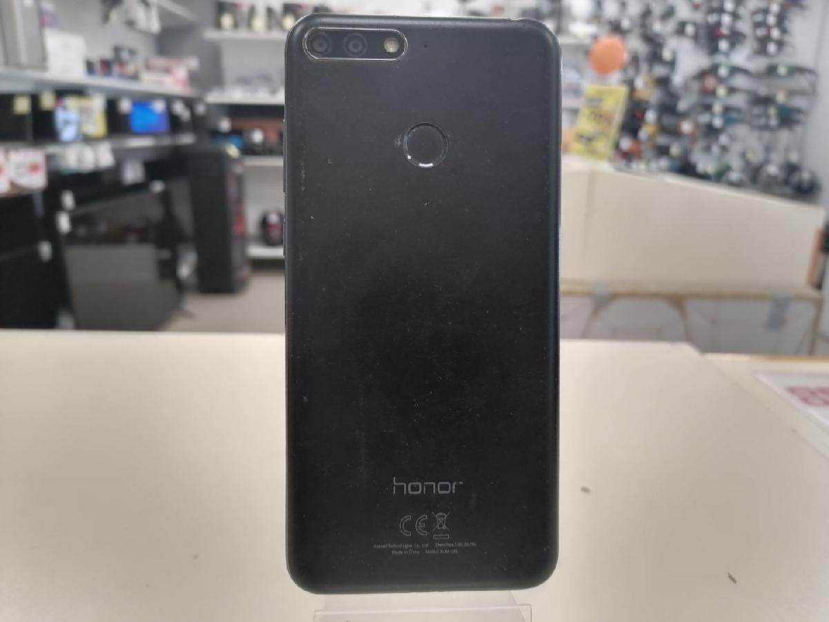 Смартфон Honor 7C 3/32