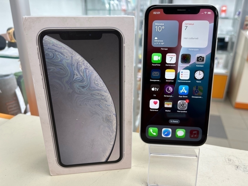 Смартфон Apple iPhone 11 64Gb