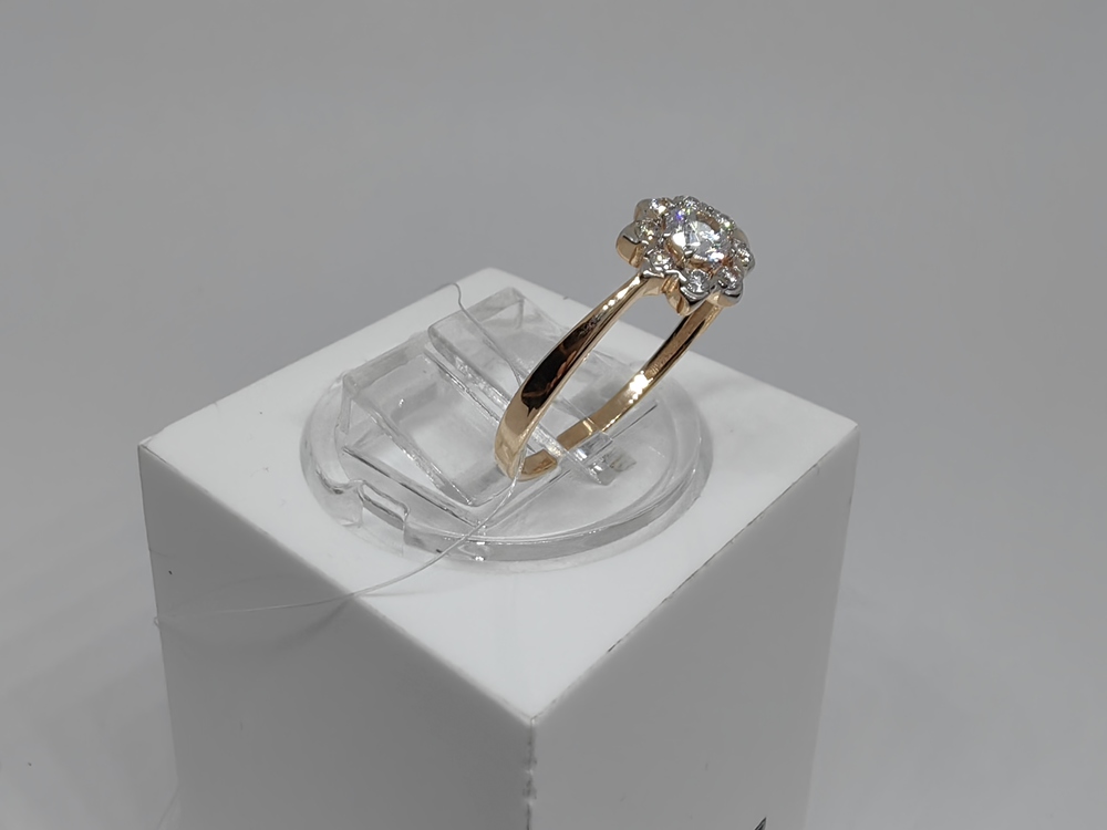 01-117797 КОЛЬЦО С КАМНЯМИ (Au 585)