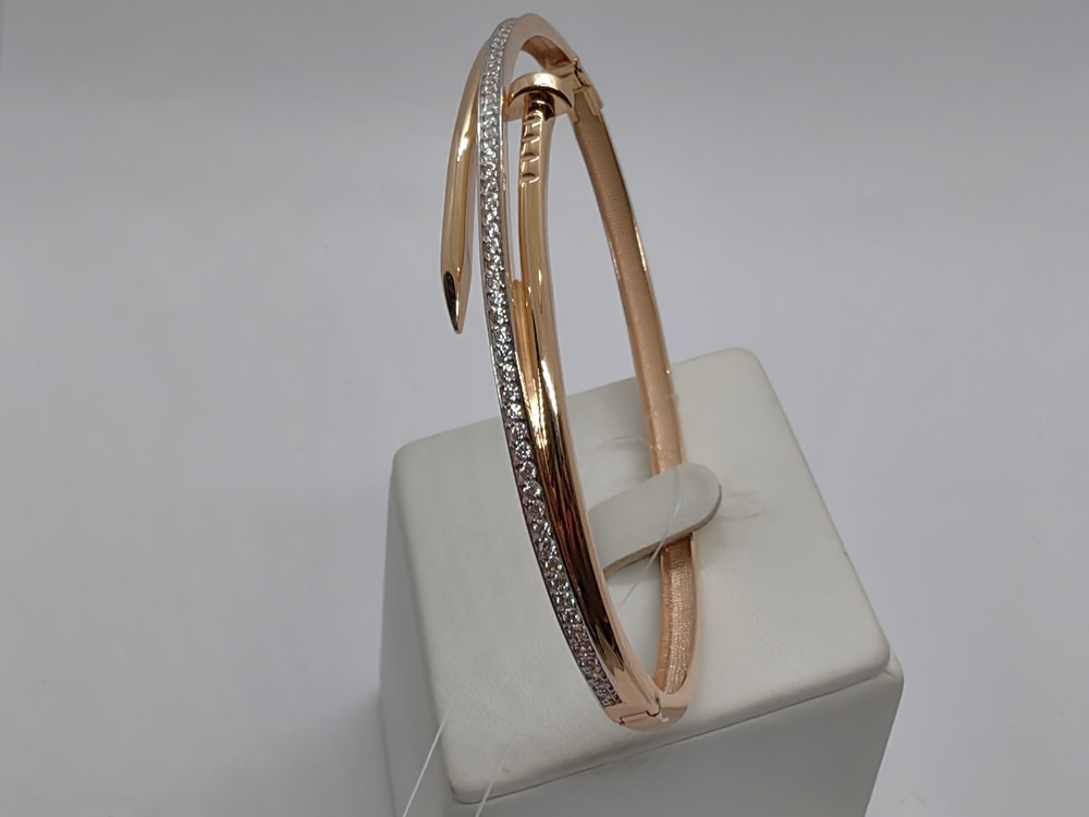 7704942 БРАСЛЕТ ЖЕСТКИЙ с камнями (Au 585)