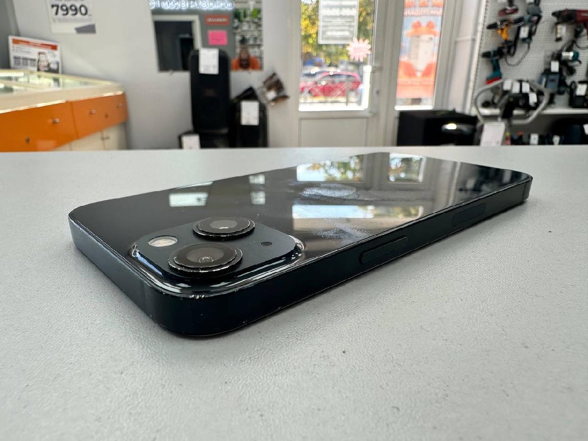 Смартфон Apple iPhone 13 256Gb