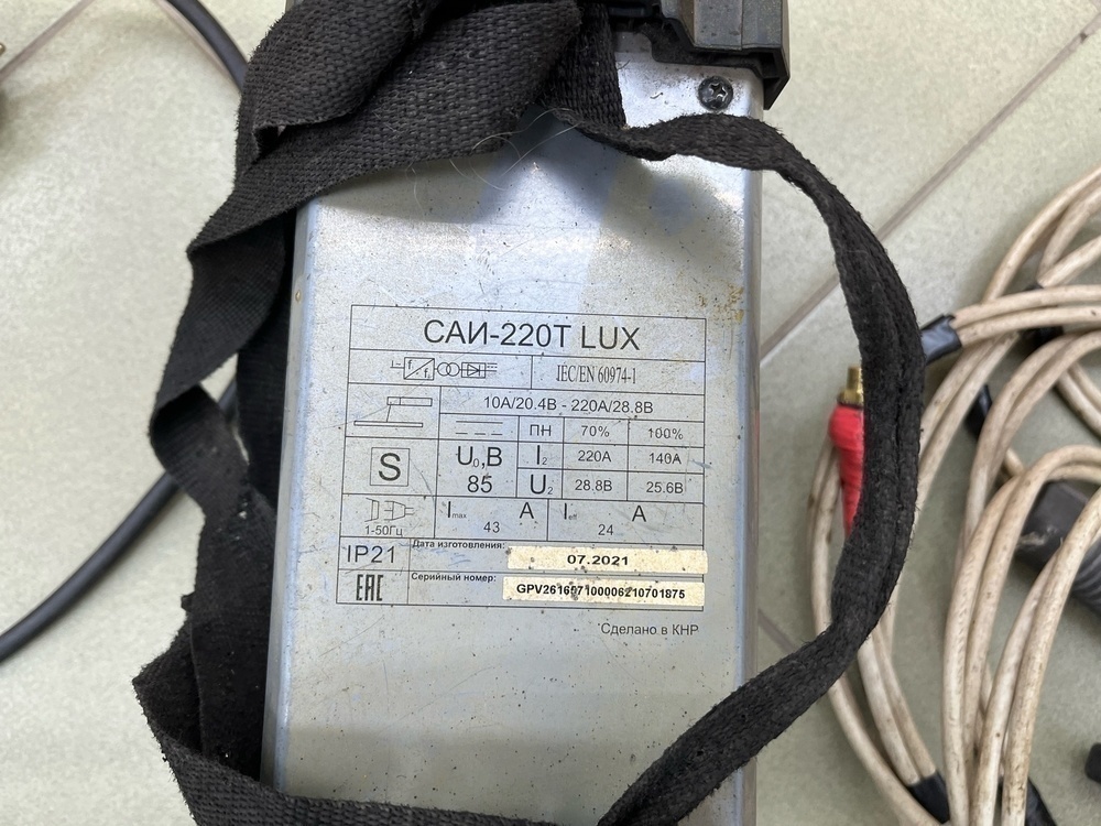 Сварочный аппарат Ресанта САИ-220Т LUX