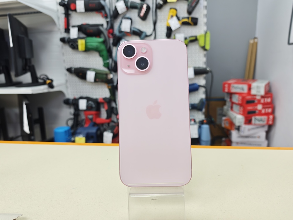 Смартфон Apple Iphone 15 128Gb
