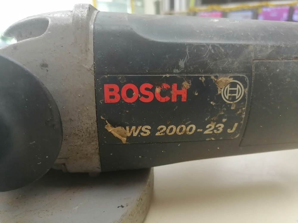 Угловая шлифмашина Bosch GWS 20-230H