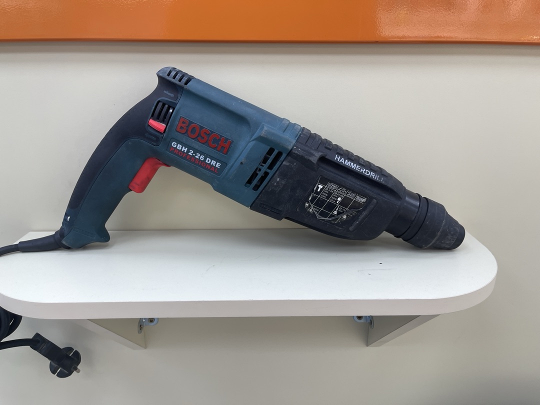 Перфоратор Bosch GBH 2-26 DRE;