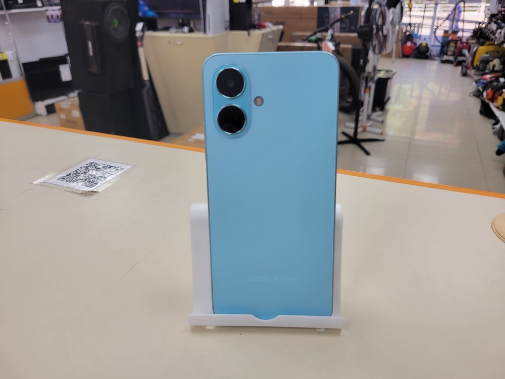 Смартфон Tecno Spark Go 2 4/128