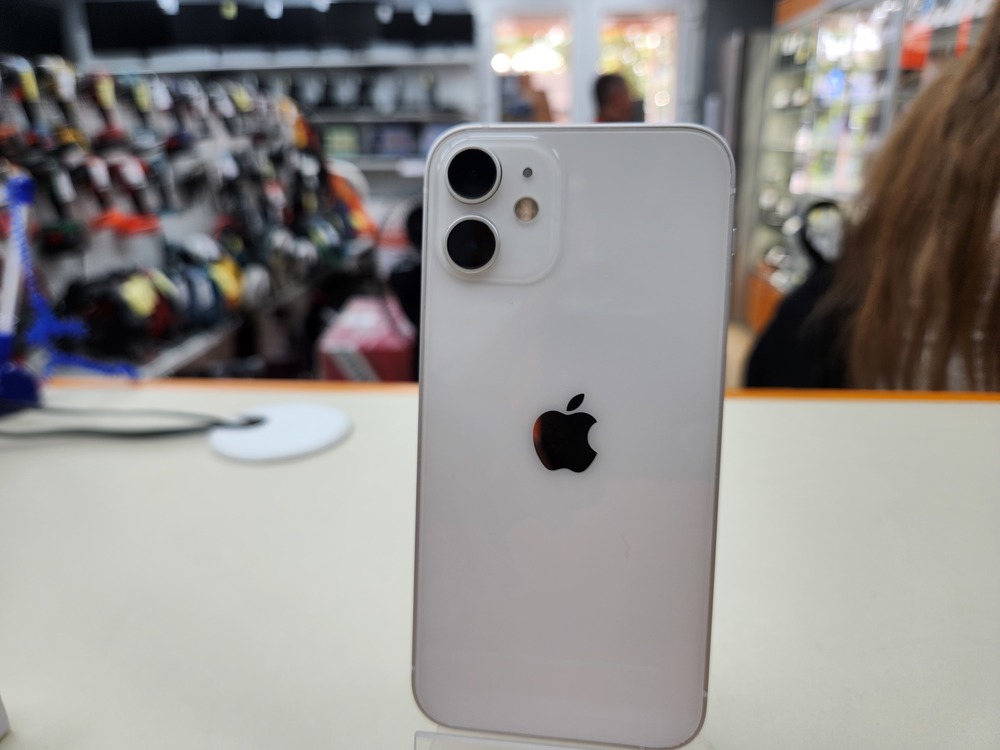 Смартфон Apple iPhone 12 mini 128Gb
