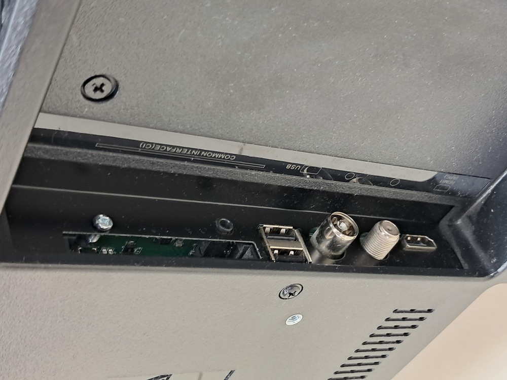 LED Телевизор Candy Uno 32