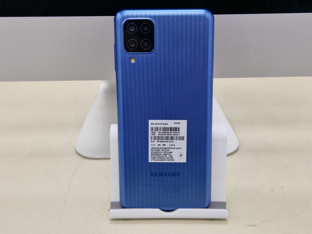 Смартфон Samsung Galaxy M12 3/32