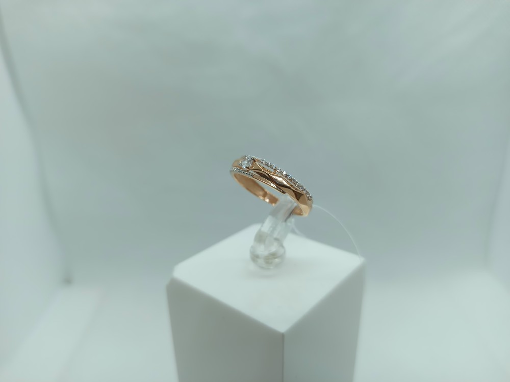 КОЛЬЦО С КАМНЯМИ (Au 585)