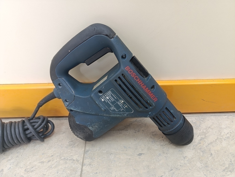 Перфоратор Bosch GBH3-28E