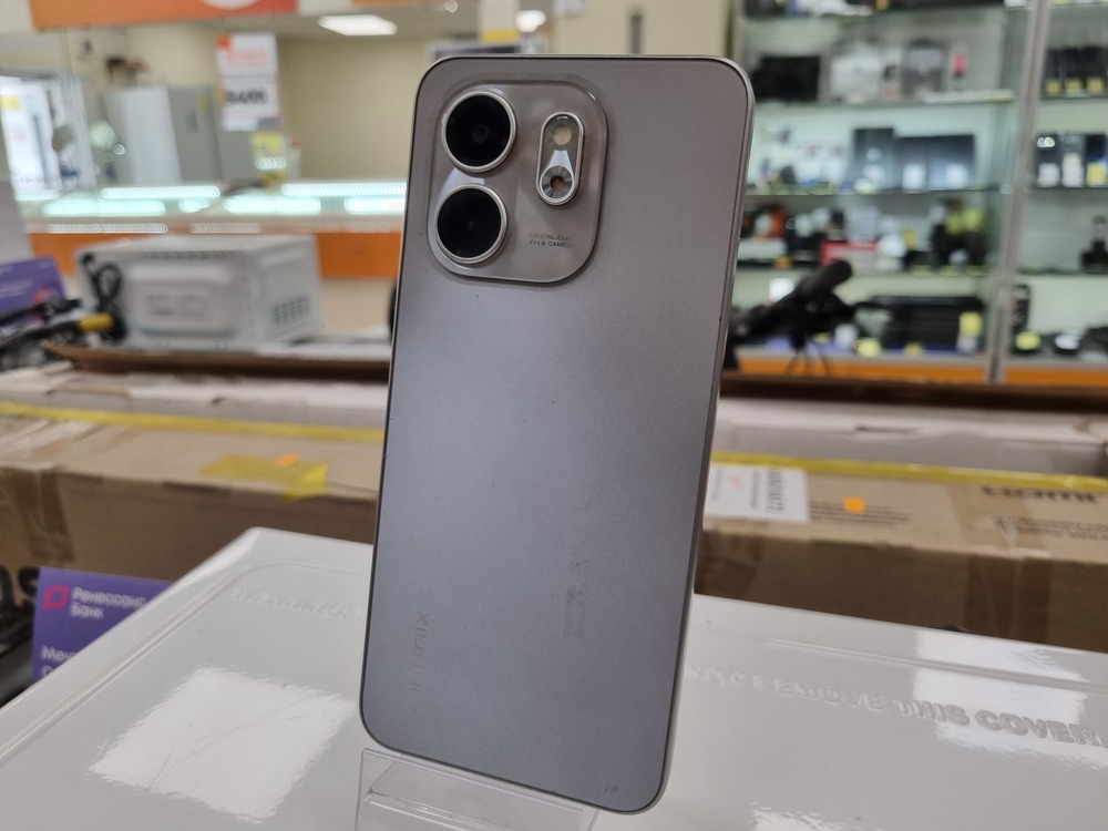 Смартфон Infinix Smart 9 4/128