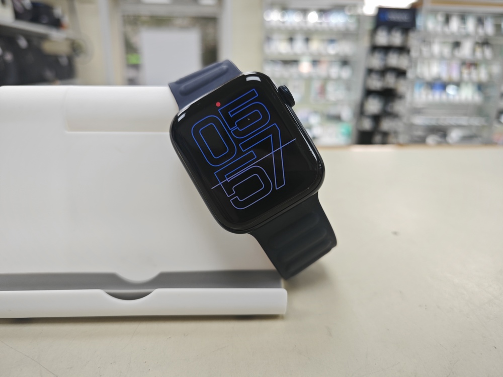 Смарт-часы Apple Watch SE 2022 44mm