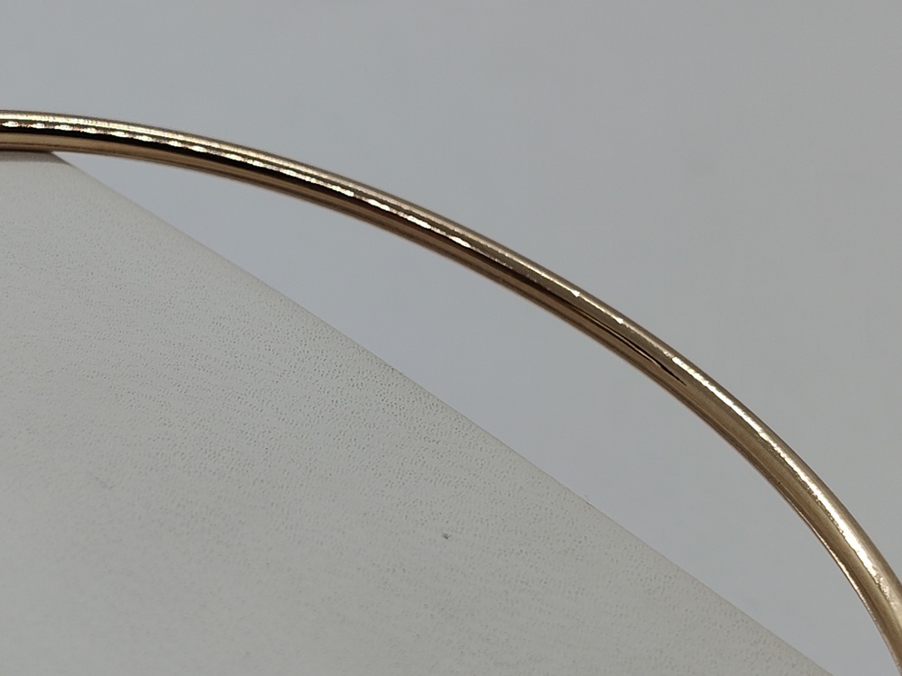 БЖКИ585 БРАСЛЕТ ЖЕСТКИЙ С КАМНЯМИ (Au 585)