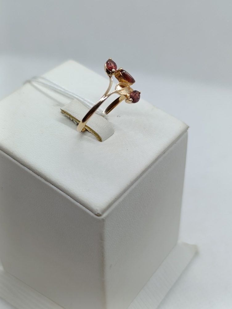 КОЛКМИ585 КОЛЬЦО С КАМНЯМИ (Au 585)