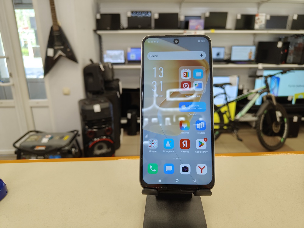 Смартфон Infinix HOT 50i 4/128
