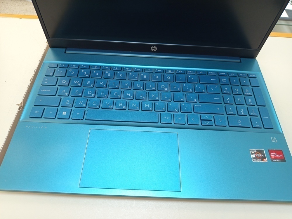 Ноутбук HP; Ryzen 5-5500U, Intel UHD Graphics, 12 Гб, 512 GB, Нет