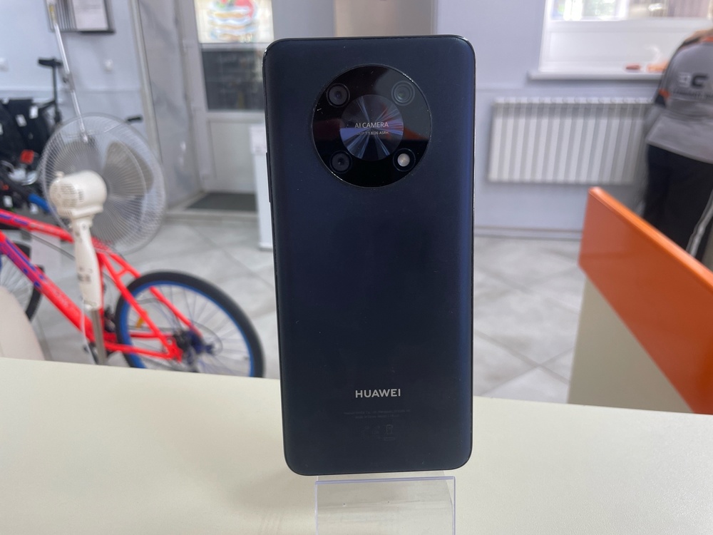 Смартфон Huawei Nova Y90 4/128