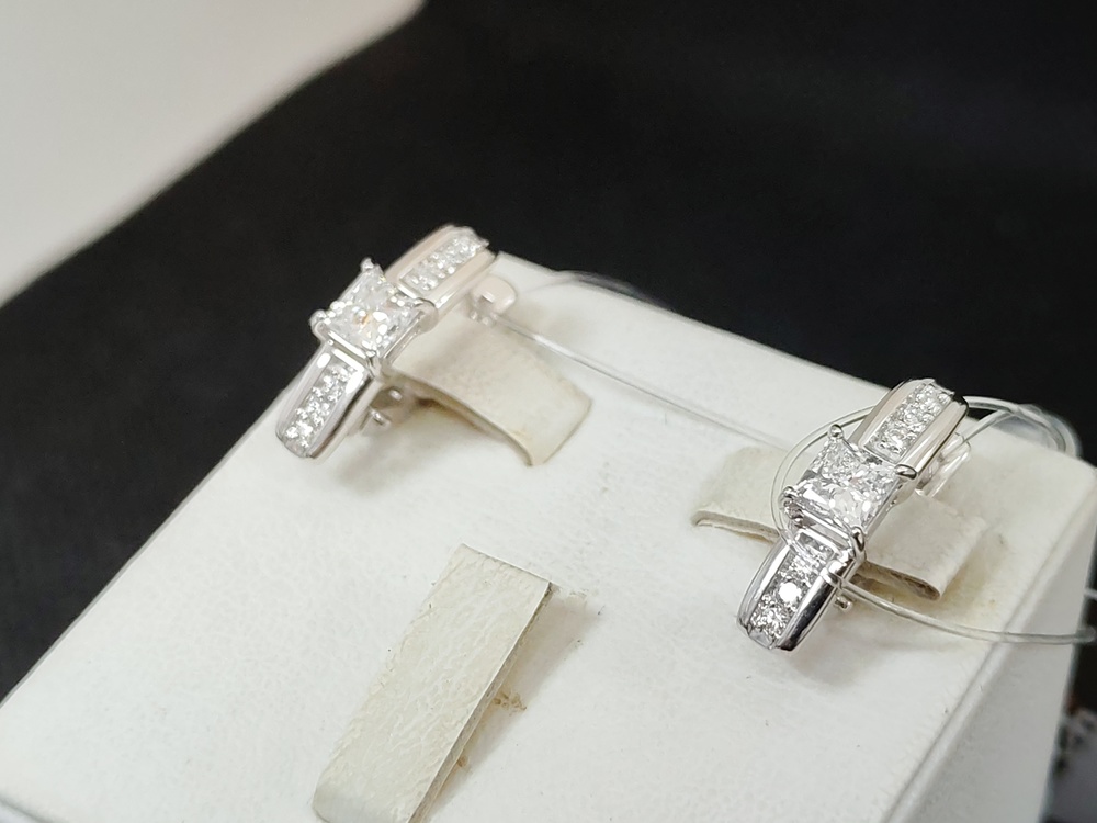 СЕРЬГИ БРИЛЛИАНТ (Au 585)