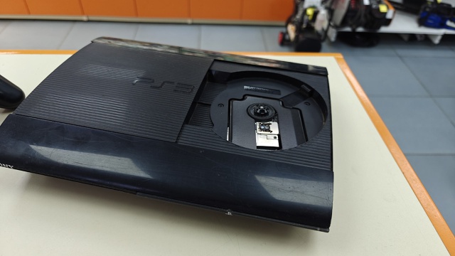 Игровая приставка PlayStation 3 Super Slim 500GB Игровая приставка PlayStation 3 Super Slim 500GB