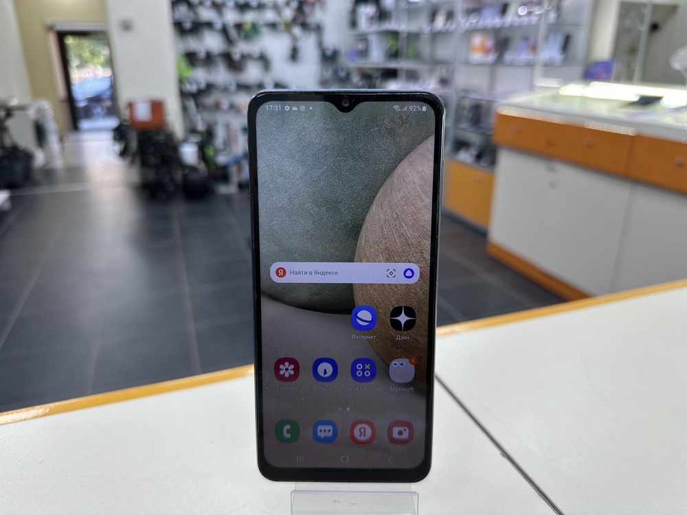 Смартфон Samsung Galaxy A12 4/64