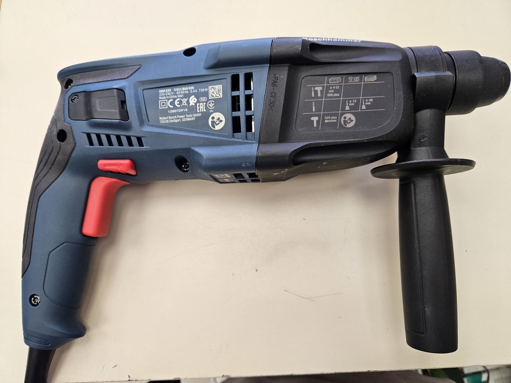 Перфоратор Bosch GBH220