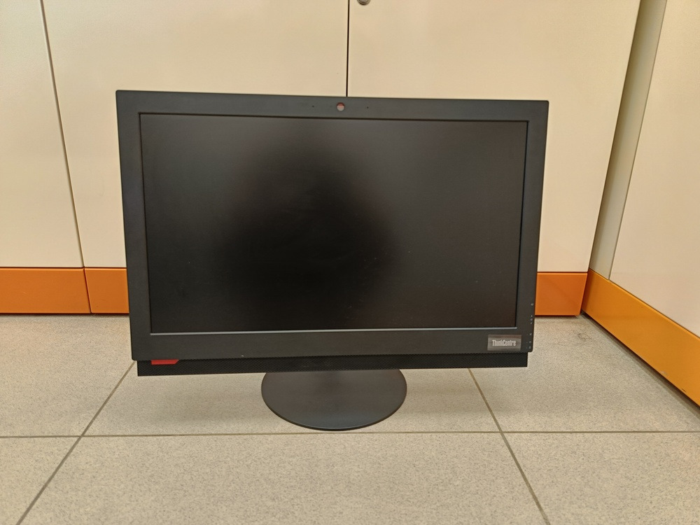 Моноблок Lenovo;