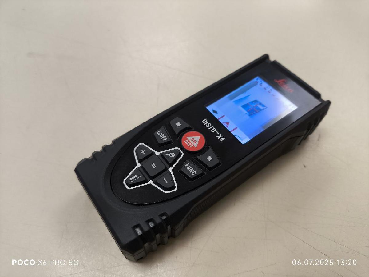 Дальномер Leica Disto X4