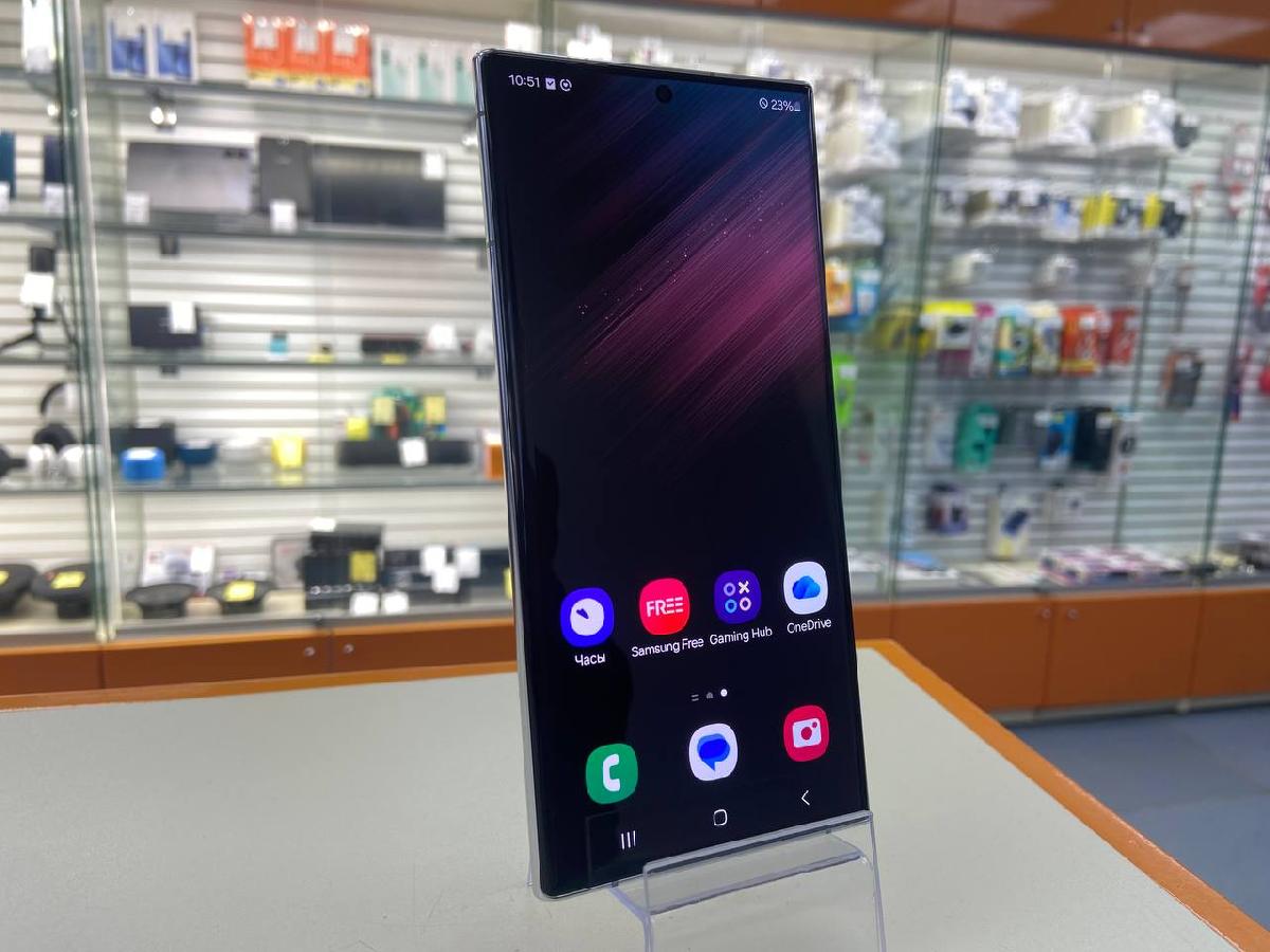 Смартфон Samsung Galaxy S22 Ultra 8/128