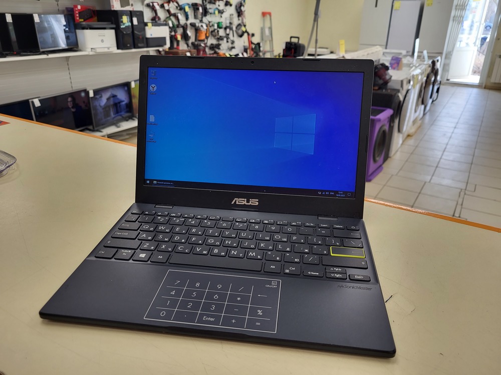 Ноутбук ASUS E210M; Celeron N4020, HD Graphics, 4 Гб, Нет, 60 Гб