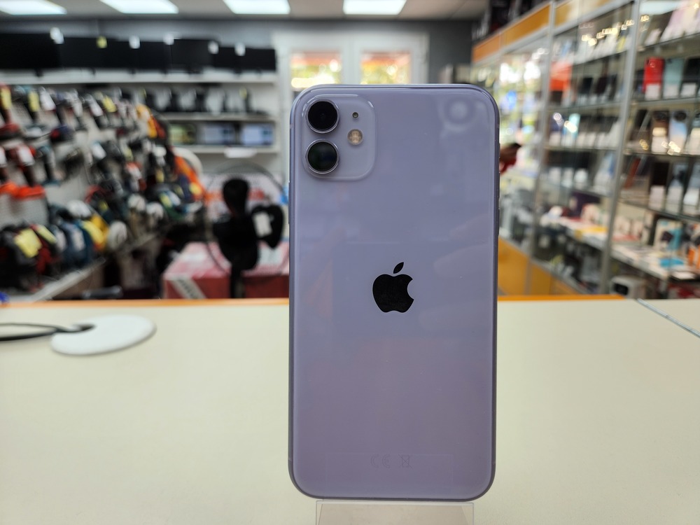 Смартфон Apple iPhone 11 64Gb
