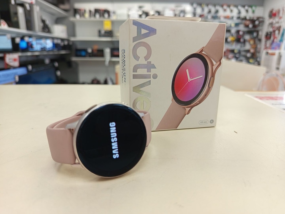 Смарт-часы Samsung Watch Active 2