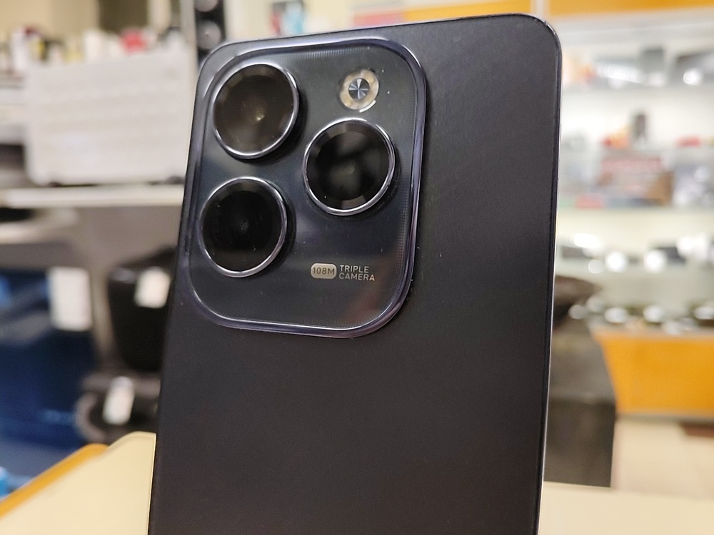 Смартфон Infinix HOT 40 Pro 8/256