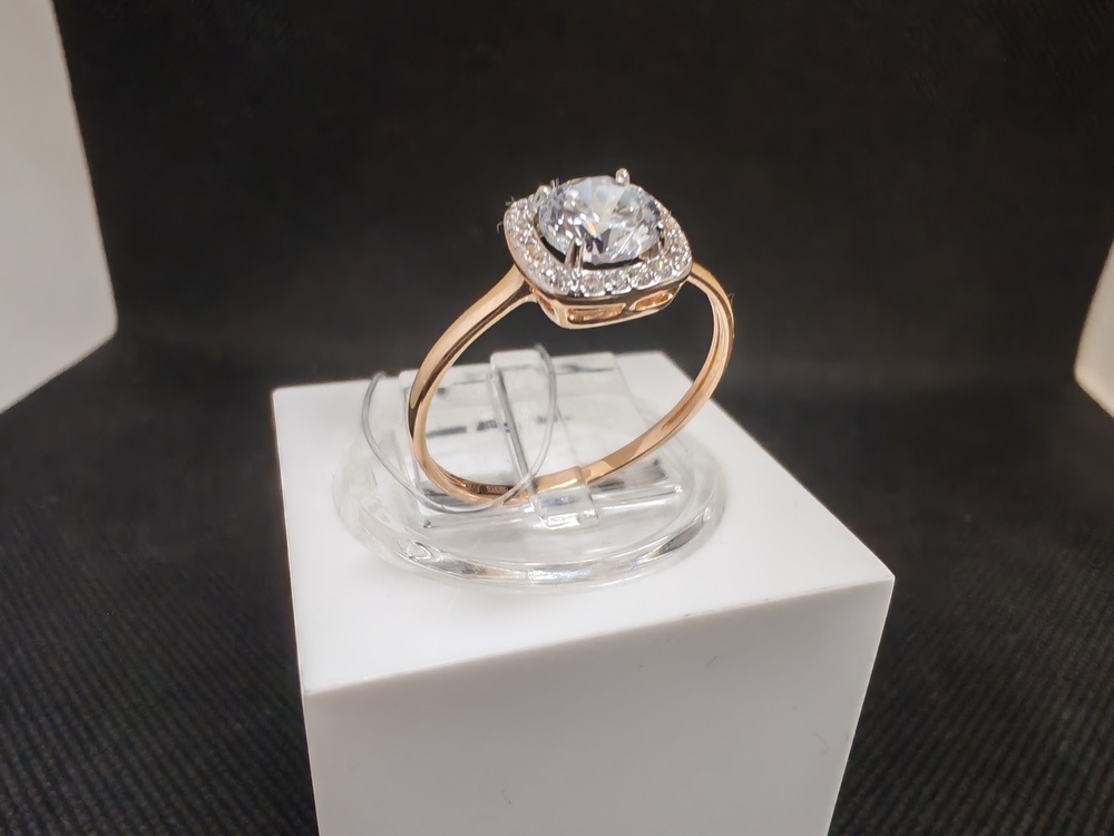 КОЛЬЦО С КАМНЯМИ (Au 585)