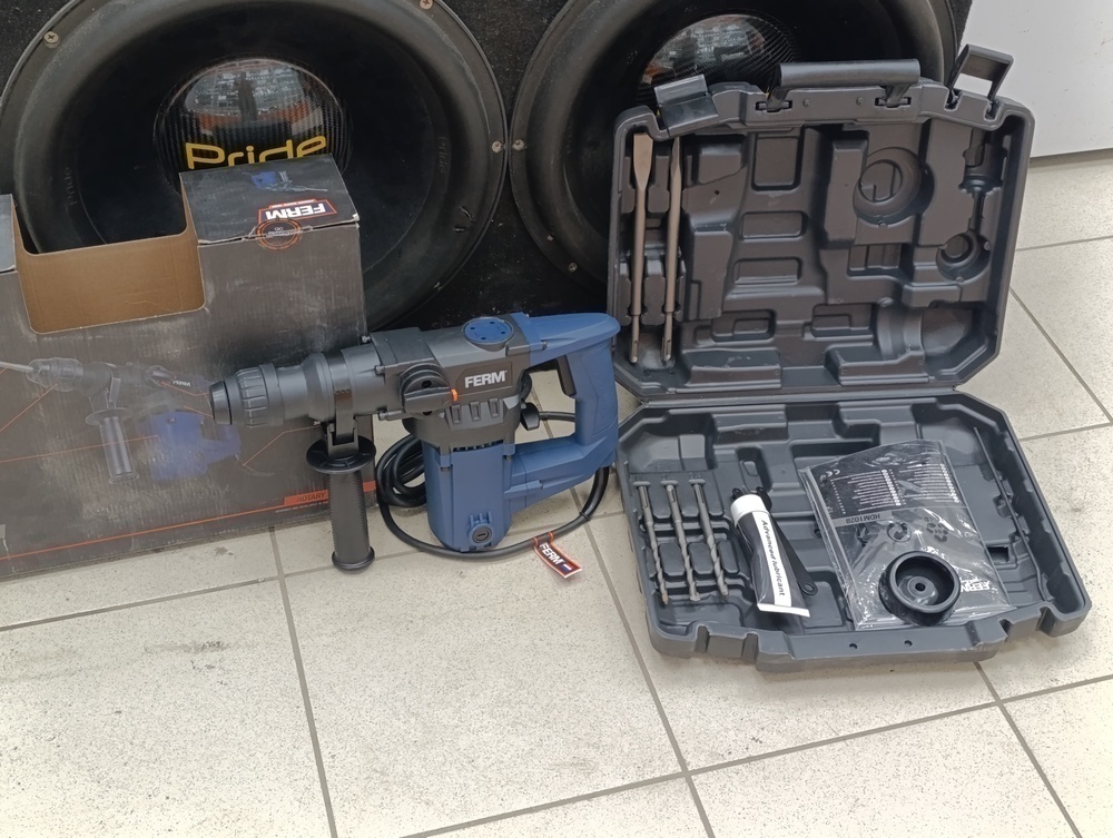 Перфоратор Ferm HDM1028