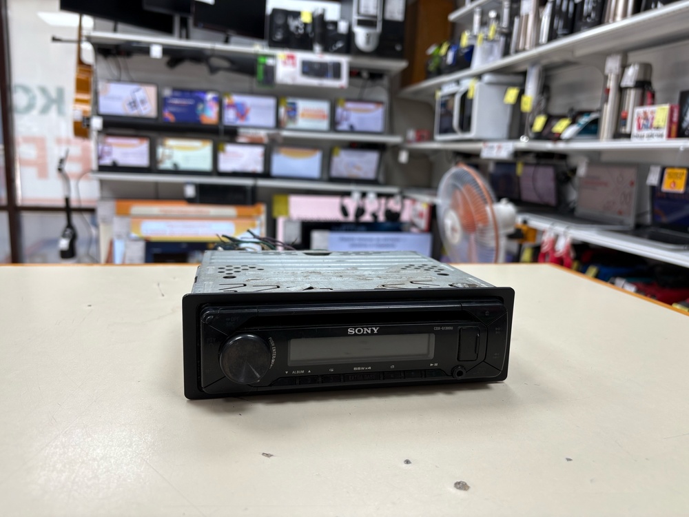 Автомагнитола SONY CDX-1300U