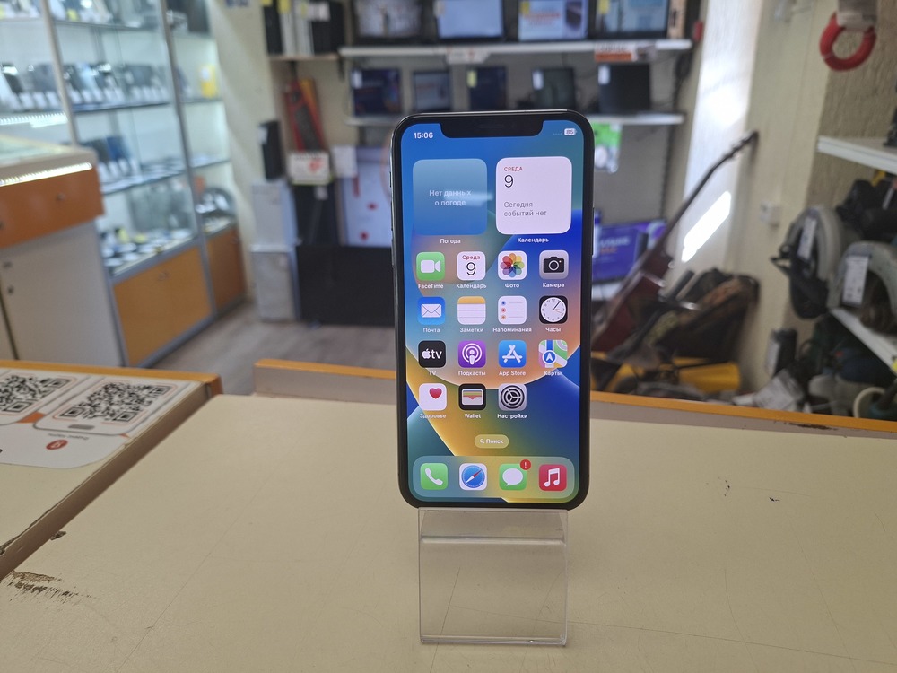 Смартфон Apple iPhone X 256Gb