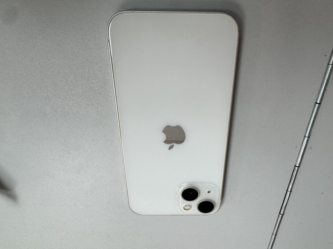 Смартфон Apple iPhone 13 256Gb