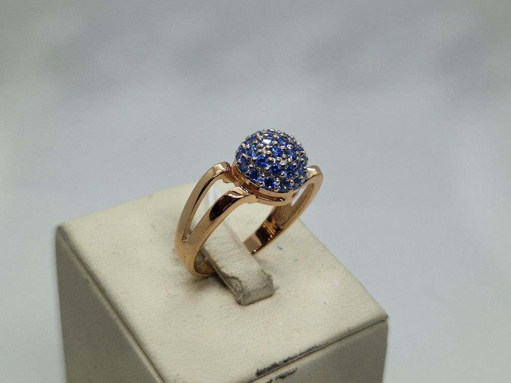 КОЛЬЦО С КАМНЯМИ (Au 585)